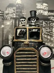 Halloween Day of the Dead Skeleton Bride & Groom Light Up LED Car 2018 New