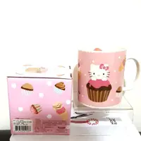 在飛比找蝦皮購物優惠-Hello Kitty 三麗鷗 新骨瓷馬克杯/牛奶杯 粉紅色