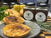Pure Tasmanian Eucalyptus Honey, Twin Pack 1kg, 2 X 500gram Glass Jars