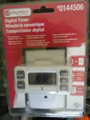 DIGITAL TIMER:(UNIQUE) #0144506 WON'T BLOCK SECOND OUTLET -PLUG IN
