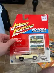 Johnny Lightning Ad Rods Pontiac GTO