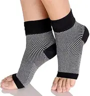 Compression Foot Sleeves for Men & Women - BEST Plantar Fasciitis Socks for Plantar Fasciitis Pain Relief, Heel Pain, and Treatment for Everyday Use with Arch Support (1 pair) (BLACK)