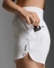 Aero Hi-Rise 4 Inch Shorts, 2XU, XS, White/Silver Reflective, Female