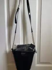 DKNY Kim Snake-Embossed Chain Leather Bucket Bag B4004 NWT + dust bag