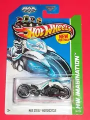 HOT WHEELS - NEW - MAX STEEL WHITE MOTORCYCLE