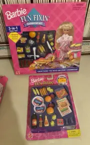 BARBIE FUN FIXIN' Barbecue Set 3 In 1 Grill Mini Food Set MATTEL Lot 2NRFB