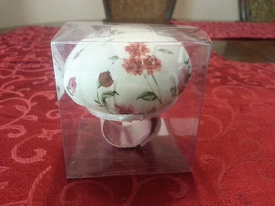 Pin Cushion Embroidery Sewing Notions Floral "Free Band For Wrist" Seamstress