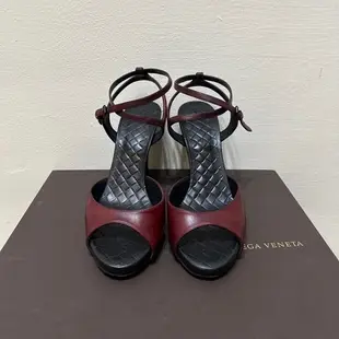 [二手] bottega veneta vermillion BV 酒紅交叉繞腳踝厚底魚口高跟鞋 編織防水台高跟涼鞋 36.5