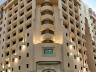 伊拉夫納克爾旅館