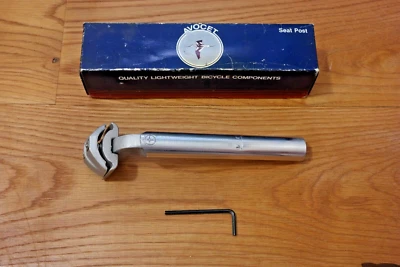 NOS VINTAGE AVOCET 27.2 x 210 SET BACK SEAT POST / PILLAR IN BOX