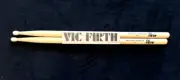 Brand NEW Vic Firth 2B Wood Tip Drumsticks American Classic Hickory