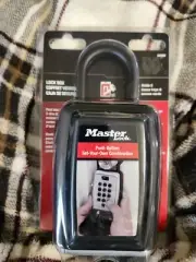 NEW Master Lock Portable Push Button Lock Box: Key & Access Card Storage 5422D