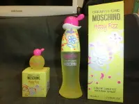 在飛比找Yahoo!奇摩拍賣優惠-Cheap and Chic Moschino Hippy 