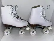 Chicago ladies rollerskates new size 9