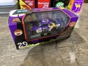 DIECAST NASCAR REVELL 1:43 CARTOON NETWORK 1997 SCOOBY DOO #29 new!