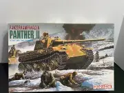 Dragon 1:35 Panzerkampfwagen Panter II Plastic Model Kit 6027 Sealed Parts