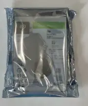 FACTORY SEALED SEAGATE ST2000LM015 2TB 2.5" 6Gb/s 128MB 5.4K RPM SATA HARD DRIVE