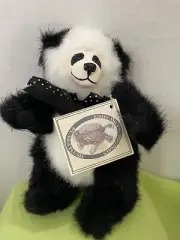 Kimbearly Originals Panda Bear Ping 19116 Resin Face Retired Black & White