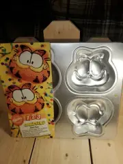 Vintage Garfield Cat Mini Cake Baking Pan Mold 2105-9441 New Wilton Co