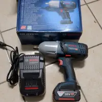 在飛比找蝦皮購物優惠-二手工具 BOSCH GDS 18 V-LI HT 4分鋰電