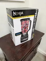 Ninja BL610 Professional Blender – 72 Oz, 1000-Watt Base