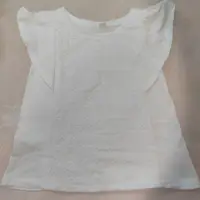 在飛比找蝦皮購物優惠-UNIQLO 白色裸空花紋編織款棉T