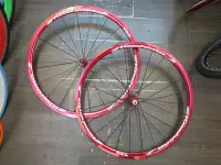 在飛比找Yahoo!奇摩拍賣優惠-【冠鑫自行車】KASHIMA 700c 30T 公路車 培林