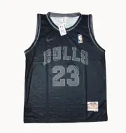 CHICAGO BULLS NBA BLACK AND GREY MICHAEL JORDAN 23 JERSEY SIZE LARGE