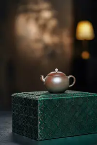 在飛比找Yahoo!奇摩拍賣優惠-梵蓮·柴燒·130cc 紫砂壺 茶壺 茶具【真棒紫砂】817