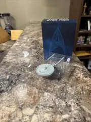 Star Trek USS Enterprise NCC-1701 Eaglemoss Hero Collector Model COMES AS SHOWN