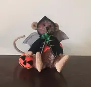 DEB CANHAM'S "BATTERS" A BROWN MINI MOHAIR MOUSE 2 3/4" DRESSED AS A BAT