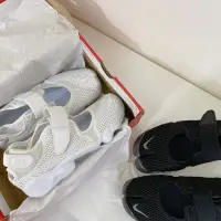 在飛比找蝦皮購物優惠-*KTQ* NIKE AIR RIFT 忍者鞋 黑白 日本分