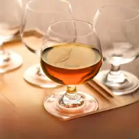 在飛比找ETMall東森購物網優惠-石島歐式水晶玻璃酒杯家用矮腳威士忌紅酒洋酒杯白蘭地杯套裝酒具