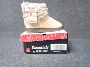 NEW Muk Luks Sweater Knit Laurel Winter Boots Stone Women's Size 7 (SS4)