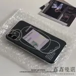 【現貨免運】新款RC原創適用蘋果11PROMAXR手機殼13藝術插畫IPHONE12標籤透明INS風