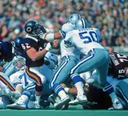 Offensive lineman Mark Bortz Chicago Bears blocks against defensiv- Old Photo
