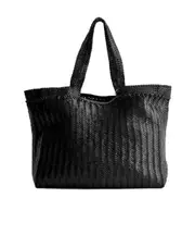 Hand-knitted handbag One size black