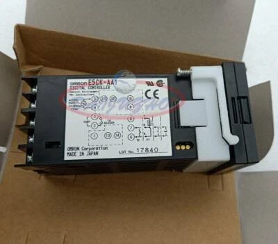 ONE NEW Omron Temperature Controller E5CK-AA1 E5CK AA1