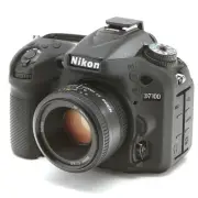 Camera silicone cover for Nikon D7100 + Tow LCD Screen Protectors Black