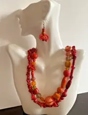 Beaded Orange/Red Dangle/drop Earrings Toggle Hart shape Necklace Set