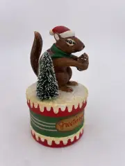Department 56-Chipmunk Carved Box, (5.75") #51311.2
