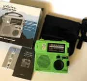 NEW Eton Emergency Radio FR200 AM/FM Shortwave Radio/Flashlight Green NIB