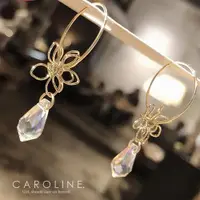 在飛比找ETMall東森購物網優惠-《Caroline》★韓國熱賣造型時尚 迷人氣質耳環7117