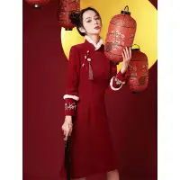 在飛比找蝦皮購物優惠-過年衣服女 新年服裝 新年洋裝 過年服裝 過年戰袍 紅色旗袍