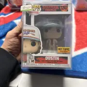 Funko Pop! Vinyl: Stranger Things - Dustin - Hot Topic (Exclusive) #1247