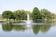 3/4hp CasCade 5000 Floating Pond Fountain Aerator: 100ft Cord, Light & Timer!!