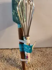 Brand New Pioneer Woman Blooming Bouquet Spatula & Whisk Set!