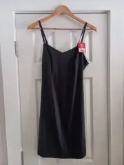Spanx Thinstincts Low Back Slip in Very Black 10019R Large UK16-18 EU42 NWT