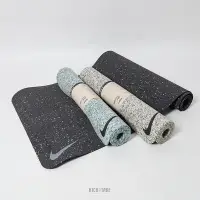 在飛比找Yahoo!奇摩拍賣優惠-NIKE FLOW YOGA MAT 4 MM 45D 黑色