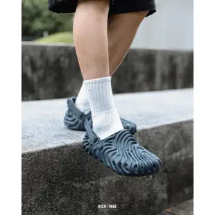 Salehe Bembury x Crocs Classic Clog 黑曜石 防水鞋 涼鞋 【207393-4OF】